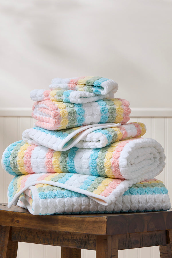 Dot 6-Piece Towel Set: The Modern Towel
